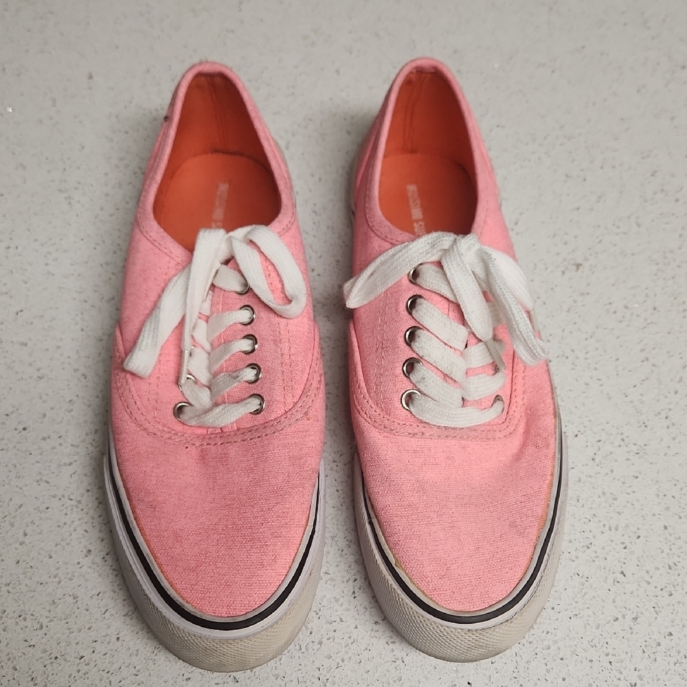 Mossimo Women's Pink Canvas Sneakers